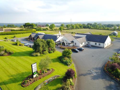 . Ballymac Hotel