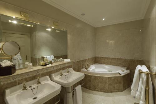 Luton Hoo Hotel Golf and Spa - main image