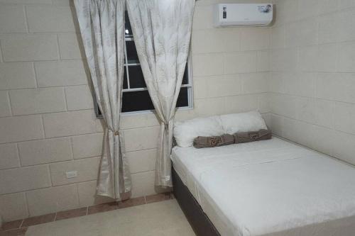 One-Bedroom Apartment image 2