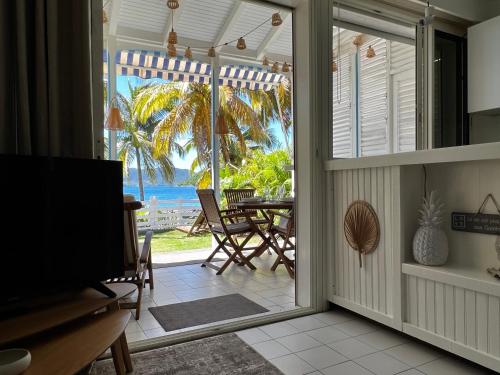 Bungalow Sucrier, les pieds dans l'eau in 浩特漁村