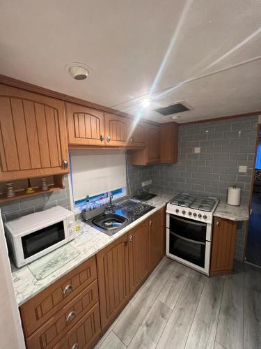 Luxury modern caravan Seton Sands