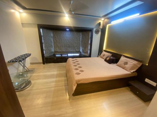 Bandra’s Prime luxurious 2 BHK