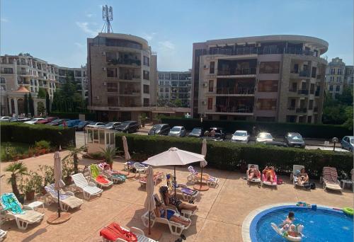 Studio with Pool View image 10