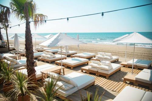 plaža, Chez Adeline - Confortable appartement avec piscine et parking in Le Couchant