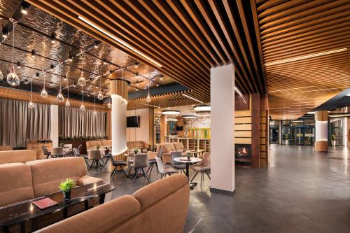 Park & Spa Hotel Markovo - image 4