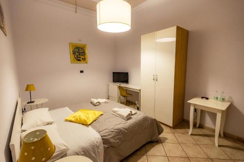 Promenade B&B – Catania, CA