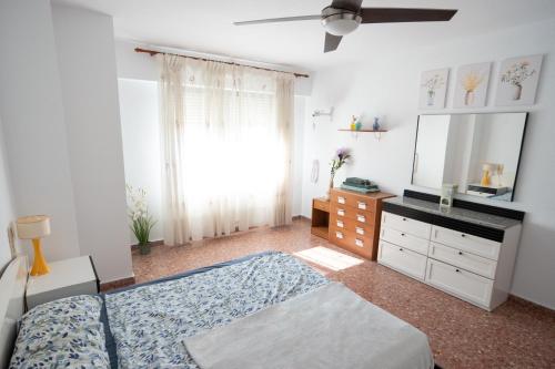 An apartment in Xeraco with 3 bedrooms, located near beach and Gandia