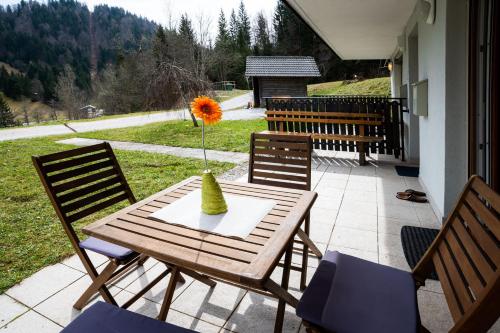 Apartma Pokljuška idila - Idyllic Pokljuka Studio above Bled