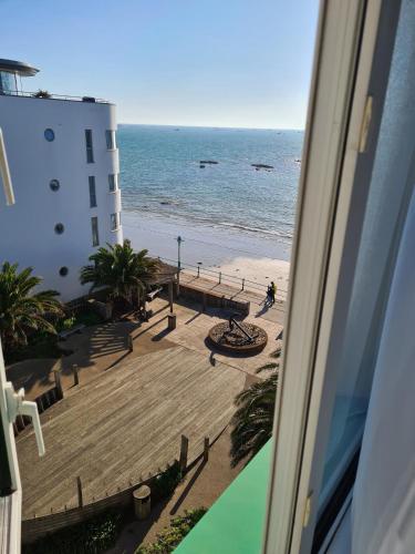 Marina Metro Hotel - image 8