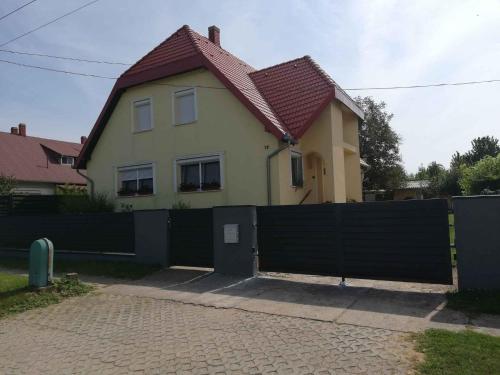 Holiday home Balatonbereny - Balaton 18030