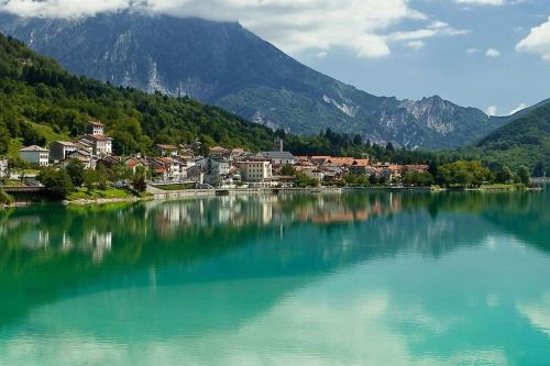 Appartamento Moderno per 6 Aviano A/C Parking