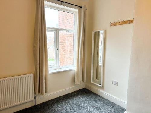 Lovely 2-Bed Apartment in Birmingham, Birmingham (fotografie 3)