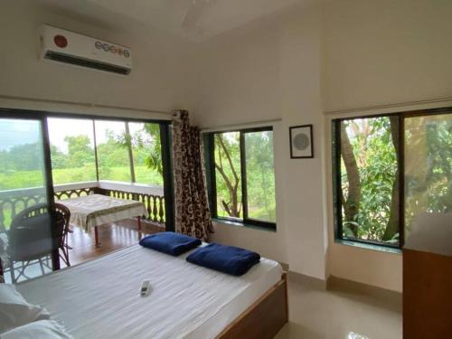 Alibag Luxury Farmhouse 3 Bedrooms Villa with Swimming Pool