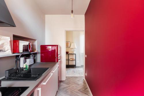 Vatican Stunning 2 BR Apartment - image 11
