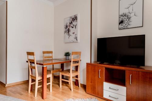 Old Town Main Square Apartments - image 11