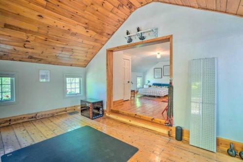 Eclectic Troy Retreat & Hot Tub! in Troy, USA
