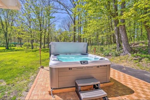 Eclectic Troy Retreat & Hot Tub! in Troy, USA