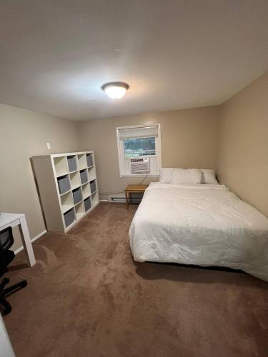 Pet Friendly Private Townhouse With Washerdryer in Ligonier, USA