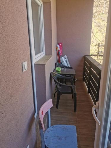 Aleksandar 1 - 50 m od bazena in Ribare