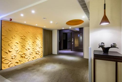 Létesítmények, Stay Hotel near Paochueh Templom