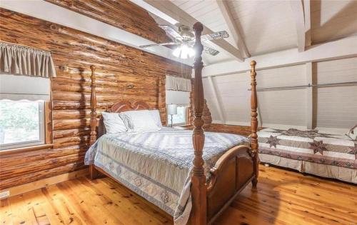 Dragonfly Meadows Log Cabin Dragonfly Meadows Log Cabin