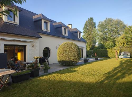 Maison contemporaine de 230m2 - Location saisonnière - Bénouville