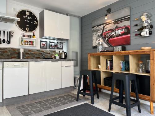 Living at Saarpartments - AdultsOnly - Business & Holiday Homes with Kitchen for Long- and Short Term stay, 3 min to St Johanner Markt and Points of Interest, Saarbrücken (fotografie 9)