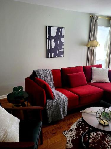Pink Wild Rose - Ultimate Romantic Getaway in South Holland, USA