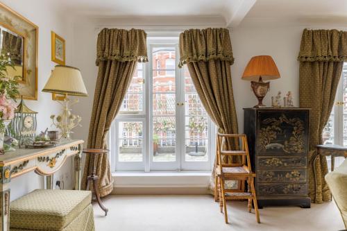 The Chelsea Flower - 1 Bedroom with Terrace in Chelsea, Londyn (zdjęcie 6)