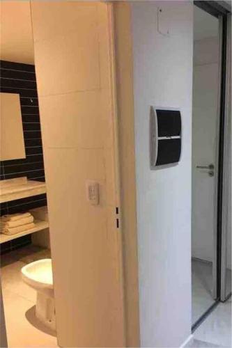 One-Bedroom Apartment image 1