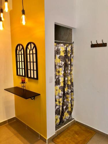 Hermosa Habitación Independiente BNB