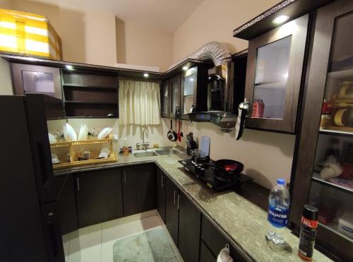 Comfortia Guest House 2 Bed DringDining - image 12