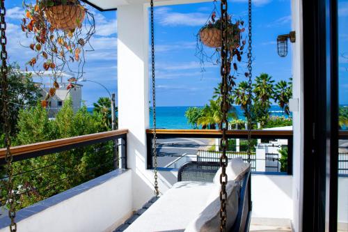 Villa Azure Ocean Park's Seaside Luxe Retreat