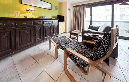 2 Bedroom Cozy Apartment In Blankenberge photo 4