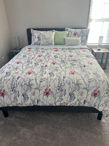 Sovereign Cottage - Farm Land/Hot Tub/Outdoor Area in Fuquay-Varina, USA
