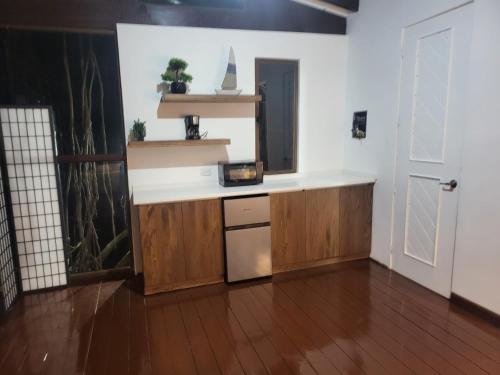 Willo's Treehouse in Puerto Quetzal