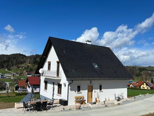 Sonnenschein Appartement- und Ferienhaus mit Terrasse und Garten