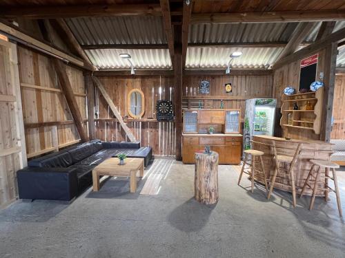 Пъб/Фоайе, Sonnenschein Appartement- und Ferienhaus mit Stadel und Terrasse in Großradl