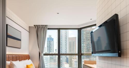 Premier Twin Room  image 6