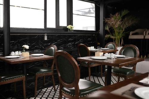 Restaurant, Dream Boutique Hotel & Travel & Spa in Hanoi
