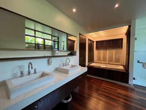 Amatapura Beach Villa 1, SHA Certified - 화장실