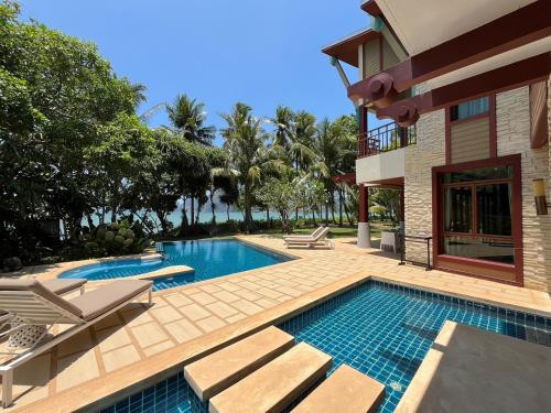 Amatapura Beach Villa 1, SHA Certified - 수영장