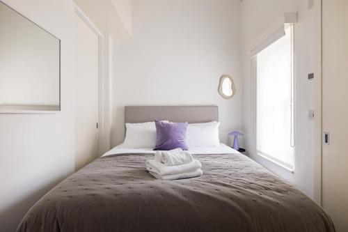 Calm Diva 2 Bedroom in Notting Hill - image 8