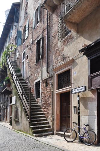 La Domus Picta - Tap to explore photos