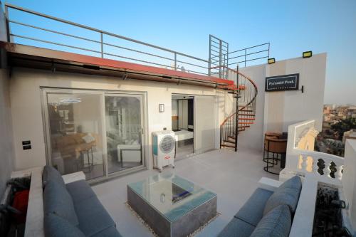 Pyramid Peak Retreat Pyramid Peak Retreat