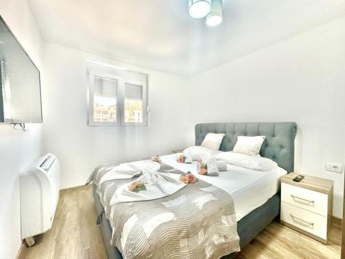 Maxim Family Apartment Budva