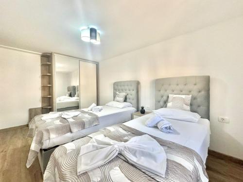 Maxim Family Apartment Budva