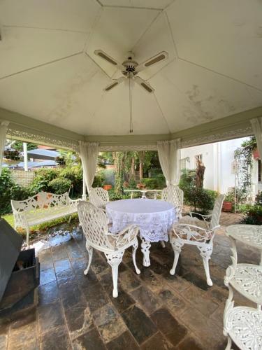 Kert, Garden Court in North-West University