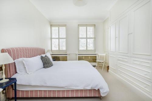 The Baby's Breath 2 bedroom with Patio in Chelsea - image 11