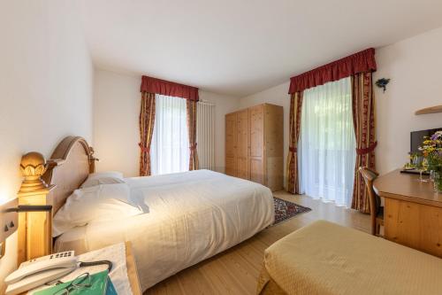 1 queen bed